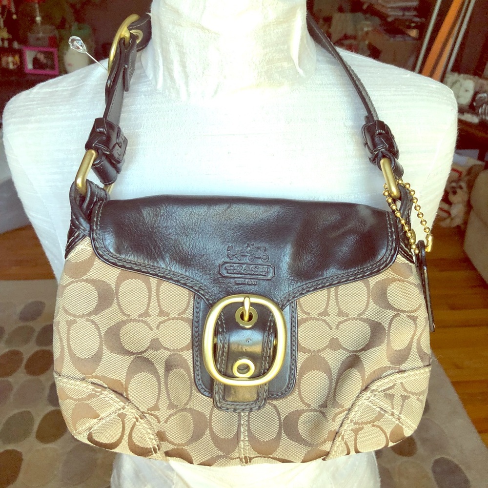 Coach mini signature shoulder bag